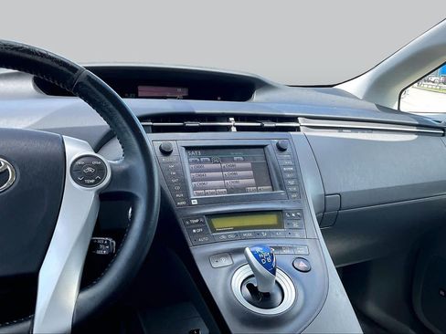 Used 2011 Toyota Prius Four w/ Solar Roof Pkg FWD image 6