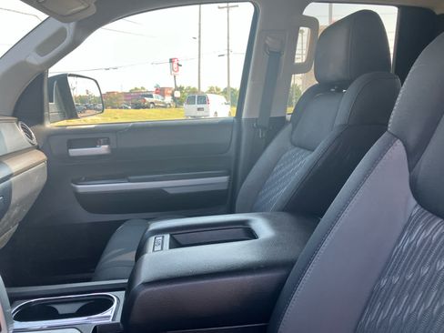 Used 2021 Toyota Tundra SR5 w/ SR5 Upgrade Package RWD image 12