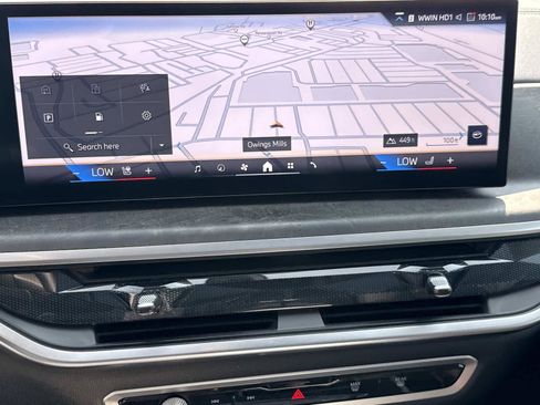 Used 2026 BMW X7 xDrive40i AWD/4WD image 19