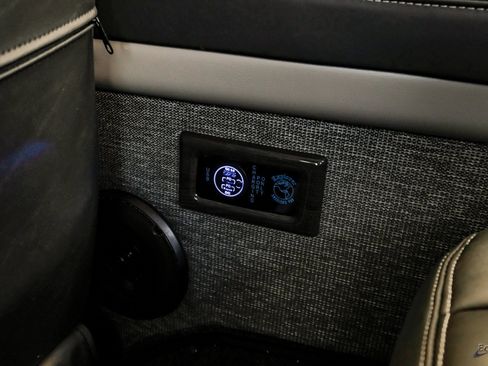 Used 2023 Mercedes-Benz Sprinter 2500 image 82