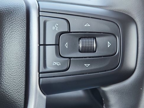 Used 2023 GMC Sierra 1500 SLT image 16