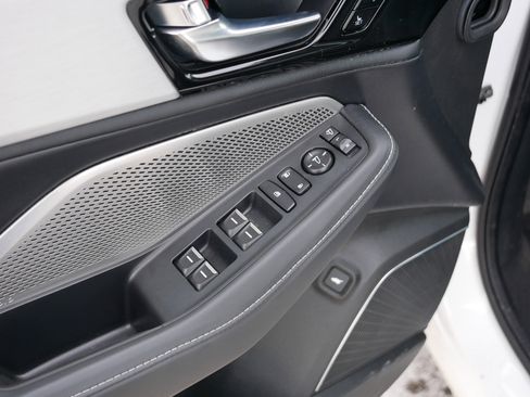 Used 2023 Acura MDX SH-AWD w/ Technology Package image 19