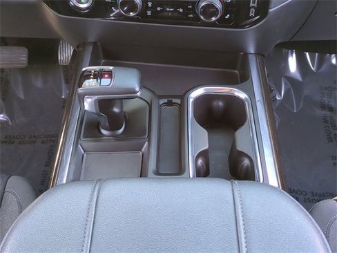 Used 2023 Chevrolet Silverado 1500 RST image 19