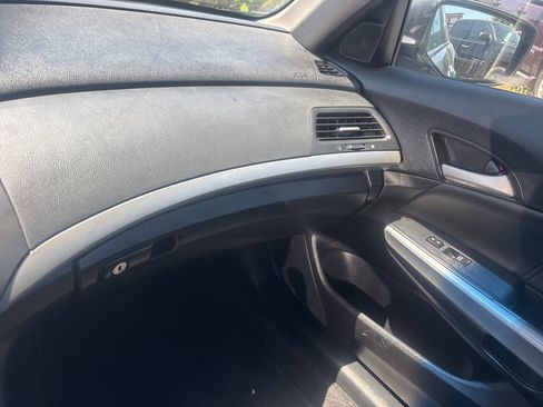 Used 2009 Honda Accord EX-L image 18