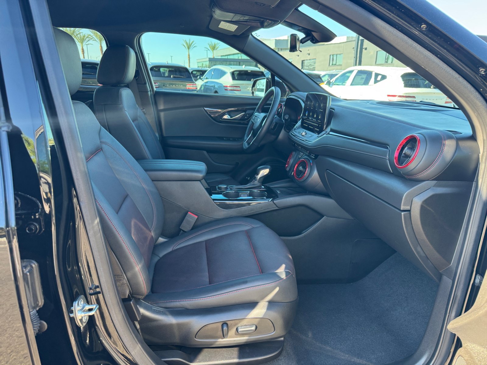 Used 2024 Chevrolet Blazer RS w/ Driver Confidence II Package FWD image 19