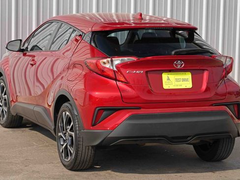 Used 2020 Toyota C-HR XLE image 44