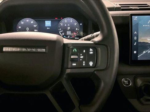 Certified 2025 Land Rover Defender 130 X-Dynamic SE AWD/4WD image 21