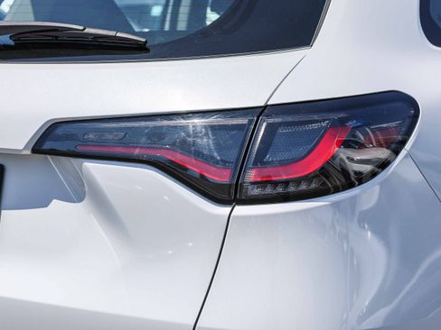 Certified 2024 Honda HR-V LX image 25