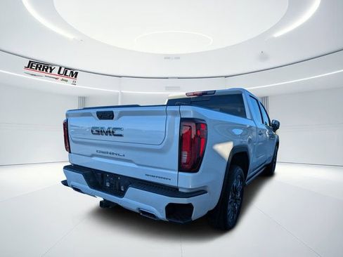 Used 2024 GMC Sierra 1500 Denali Ultimate image 3