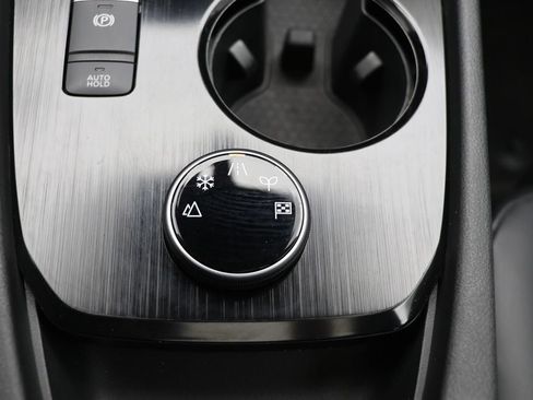 Used 2023 Nissan Rogue SV w/ SV Premium Package image 27