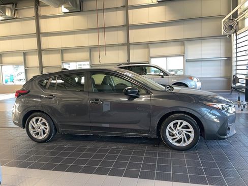 Used 2024 Subaru Impreza 2.0i image 3