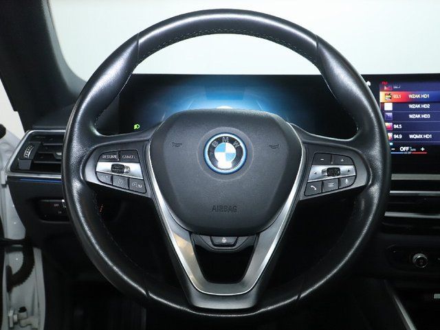 Used 2023 BMW i4 eDrive35 w/ Premium Package RWD image 25