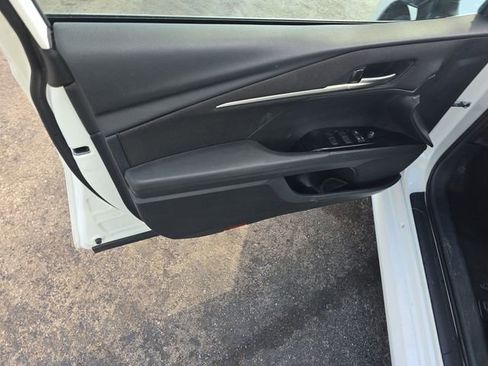 Used 2025 Toyota Camry LE image 8