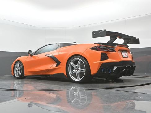 Used 2023 Chevrolet Corvette Stingray Preferred Conv w/ Z51 Performance Package RWD image 28