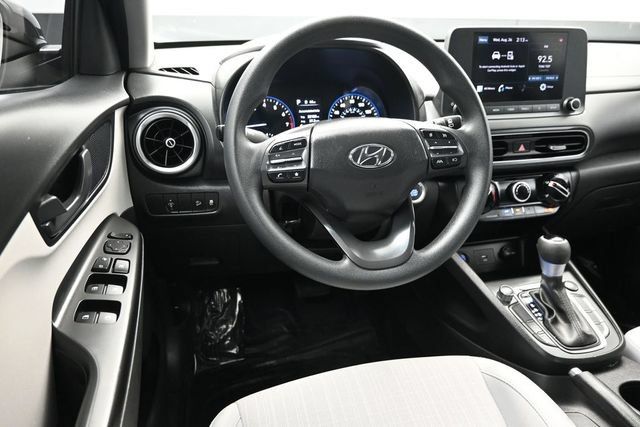 Used 2023 Hyundai Kona SEL AWD/4WD image 14
