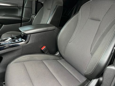 Used 2022 Buick Envision Preferred w/ Sport Touring Package image 18