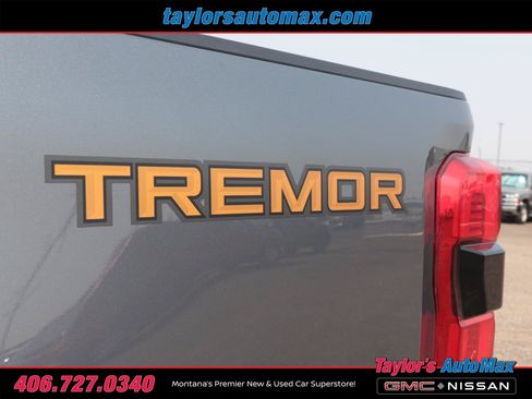 Used 2023 Ford F350 Platinum w/ Tremor Off-Road Package AWD/4WD image 57