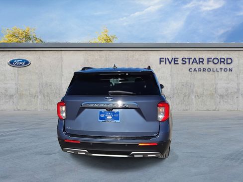 Certified 2021 Ford Explorer XLT w/ Equipment Group 202A image 8