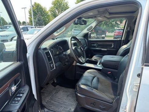 Used 2015 RAM 1500 Laramie w/ Convenience Group AWD/4WD image 13