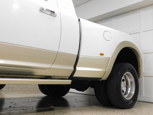 Used 2015 RAM 3500 Laramie Longhorn image 20