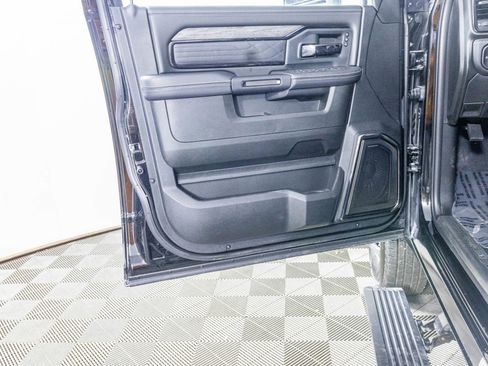 New 2026 RAM 3500 Limited image 15