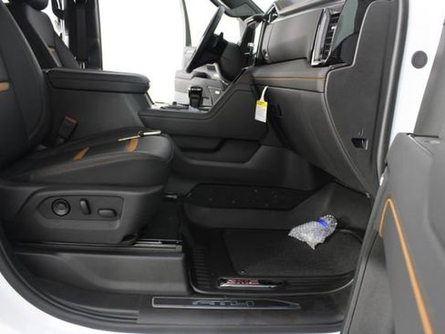 New 2026 GMC Sierra 1500 AT4 image 25