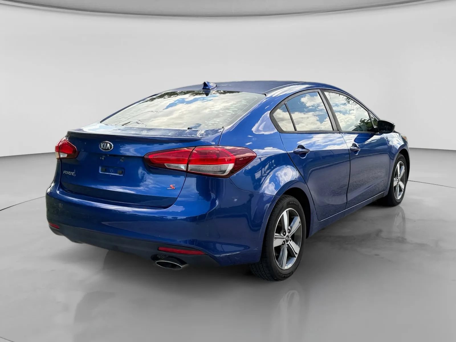 Used 2018 Kia Forte S FWD image 5