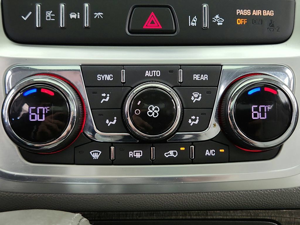 Used 2016 GMC Acadia SLT w/ Open Road Package FWD image 18