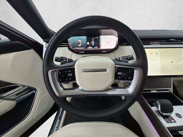New 2026 Land Rover Range Rover Long Wheelbase SE AWD/4WD image 19