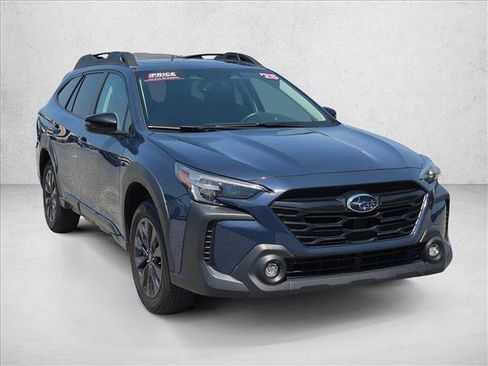 Certified 2025 Subaru Outback Onyx Edition AWD/4WD image 3