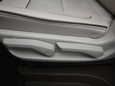 Used 2022 GMC Yukon XL Denali w/ Max Trailering Package image 38