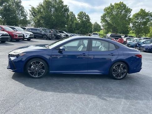 Used 2025 Toyota Camry XSE AWD/4WD image 7