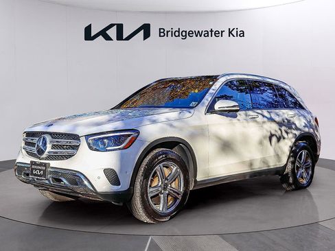 Used 2022 Mercedes-Benz GLC 300 4MATIC image 3