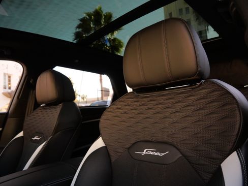 New 2026 Bentley Bentayga Speed AWD/4WD image 15