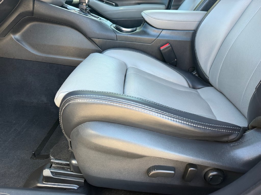 Used 2020 Subaru Outback Limited AWD/4WD image 11