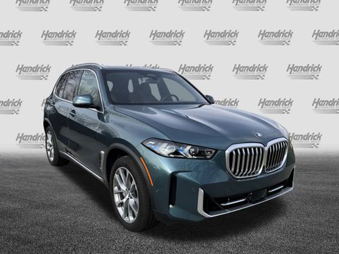 Certified 2025 BMW X5 xDrive40i image 2