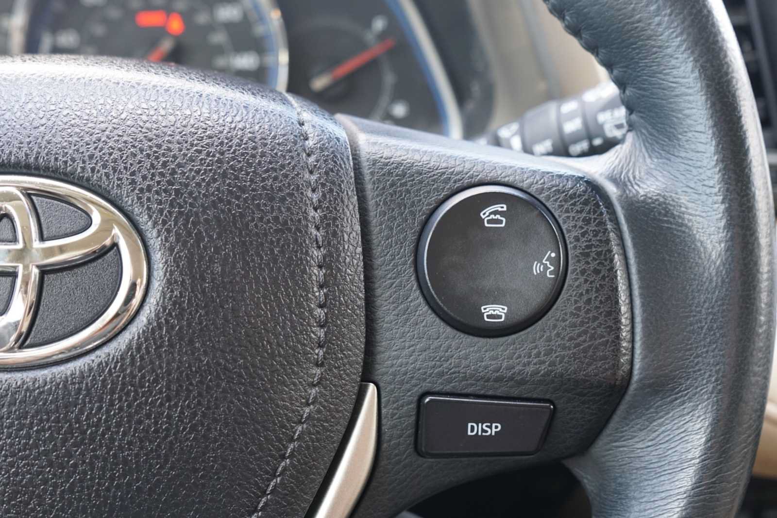 Used 2015 Toyota RAV4 Limited w/ Technology Package FWD image 14