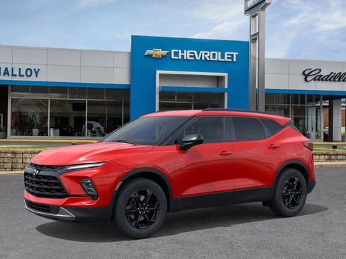 New 2026 Chevrolet Blazer LT image 3