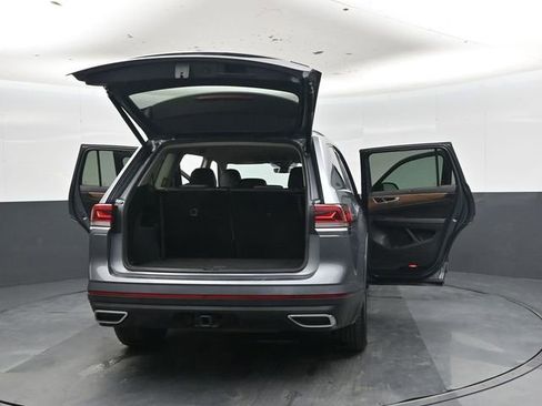 Used 2024 Volkswagen Atlas SE AWD/4WD image 51