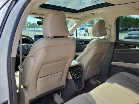 Certified 2023 Lincoln Nautilus Reserve FWD image 9
