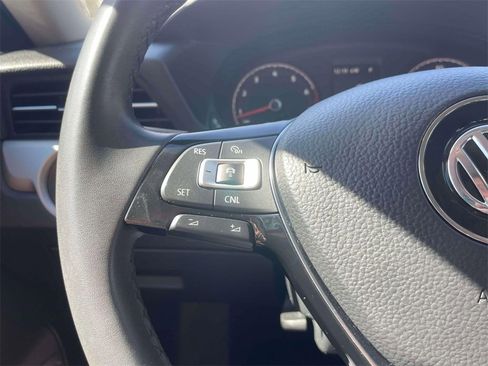 Used 2021 Volkswagen Passat 2.0T S image 20