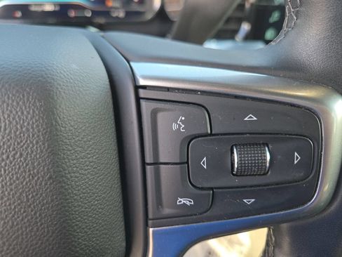Used 2024 Chevrolet Silverado 1500 LT AWD/4WD image 30