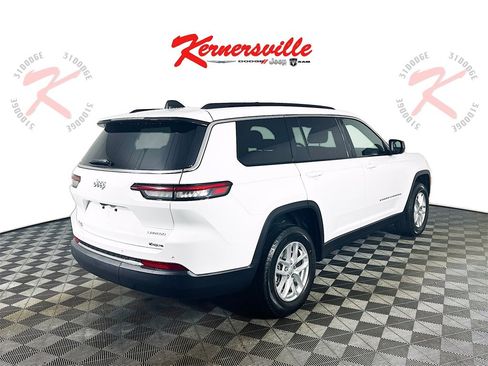 New 2025 Jeep Grand Cherokee L Laredo image 7