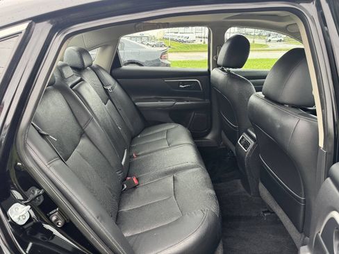 Used 2016 Nissan Altima 2.5 SL w/ Moonroof Package FWD image 12