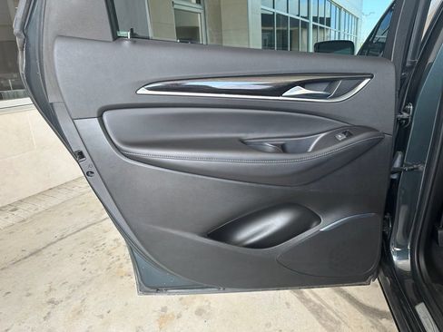 Used 2019 Buick Enclave Avenir w/ Avenir Technology Package FWD image 29