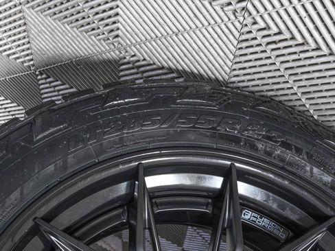 Used 2026 Chevrolet Tahoe Z71 w/ Comfort Package image 39