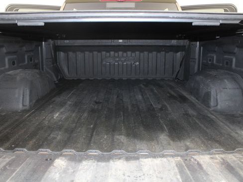 Used 2024 GMC Sierra 1500 AT4 w/ Technology Package AWD/4WD image 23