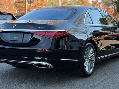 Used 2023 Mercedes-Benz S 580 4MATIC Sedan w/ Warmth & Comfort Package image 8