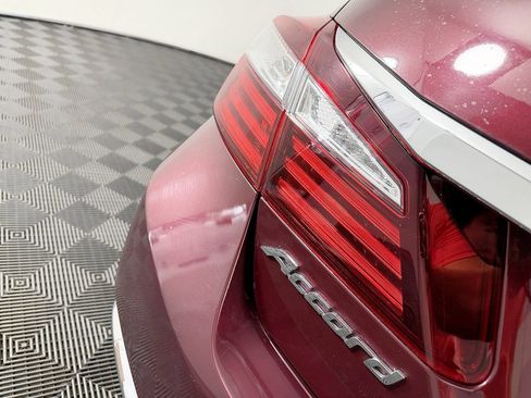 Used 2016 Honda Accord EX-L image 11