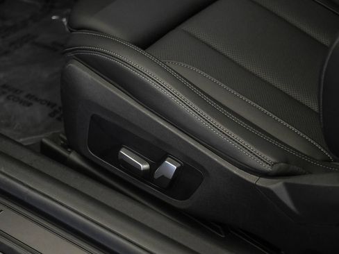 Used 2024 BMW 230i Coupe RWD image 22